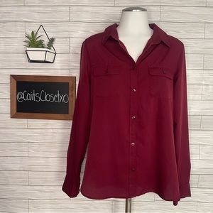 🫶 American Eagle Outfitters Button Down Shirt